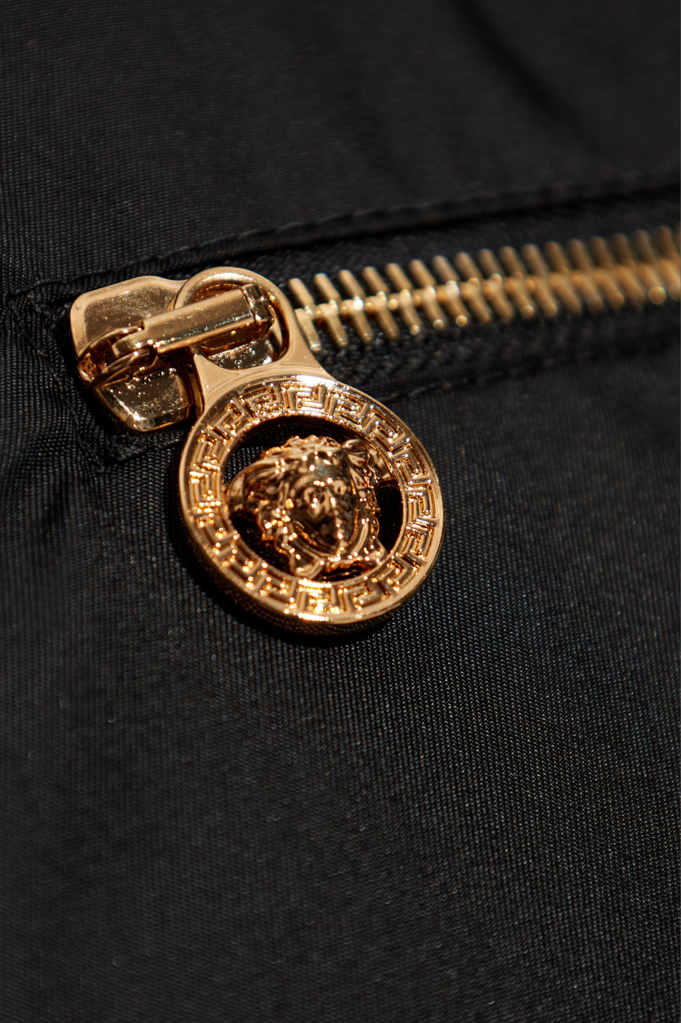 【リッチ＆エレガント】VERSACE ロゴジャガードジャケット VERSACE JEANS COUTURE P5 ヴェルサーチ アウター ライト